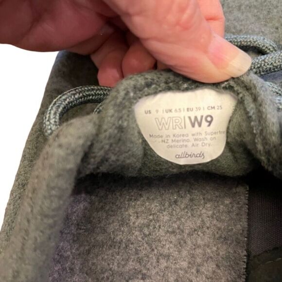 Allbirds Wool Runners Ladies Dark Sage Green Laced Size 9 - Picture 9 of 10